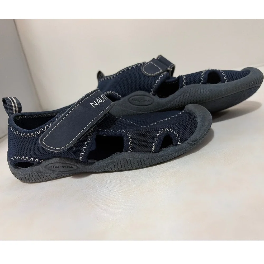Nautica Boys Navy Blue Mesh Water Sandals Closed Toe Hook Loop Strap Size 10